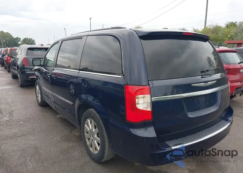 2016 Chrysler Town & Country Touring z USA, uszkodzony, nr VIN 2C4RC1BGXGR177282